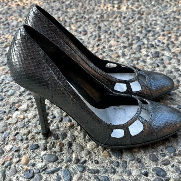 Nine West Pewter Heels, size 7 - Picture 2 of 6
